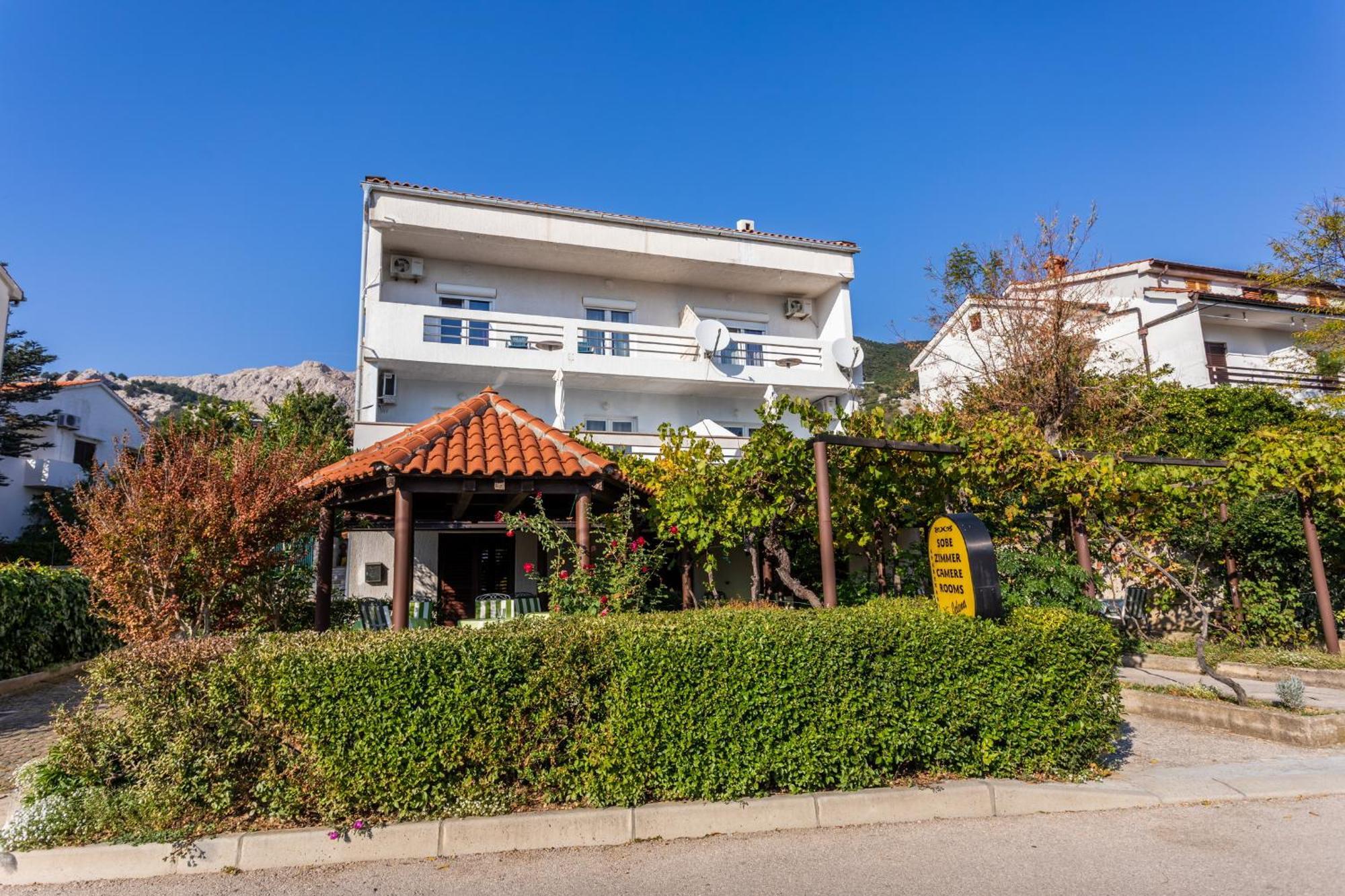 Apartmani Velnic Baska  Exterior photo